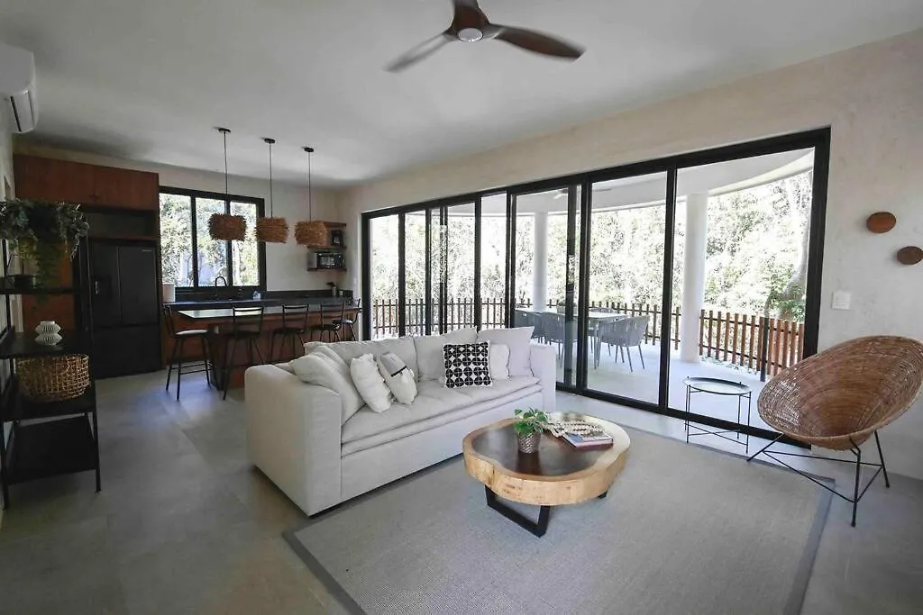 Casa Kuk, Stylish, Beach At 5 Min, Pool, Concierge Tulum 0*,  Mexiko